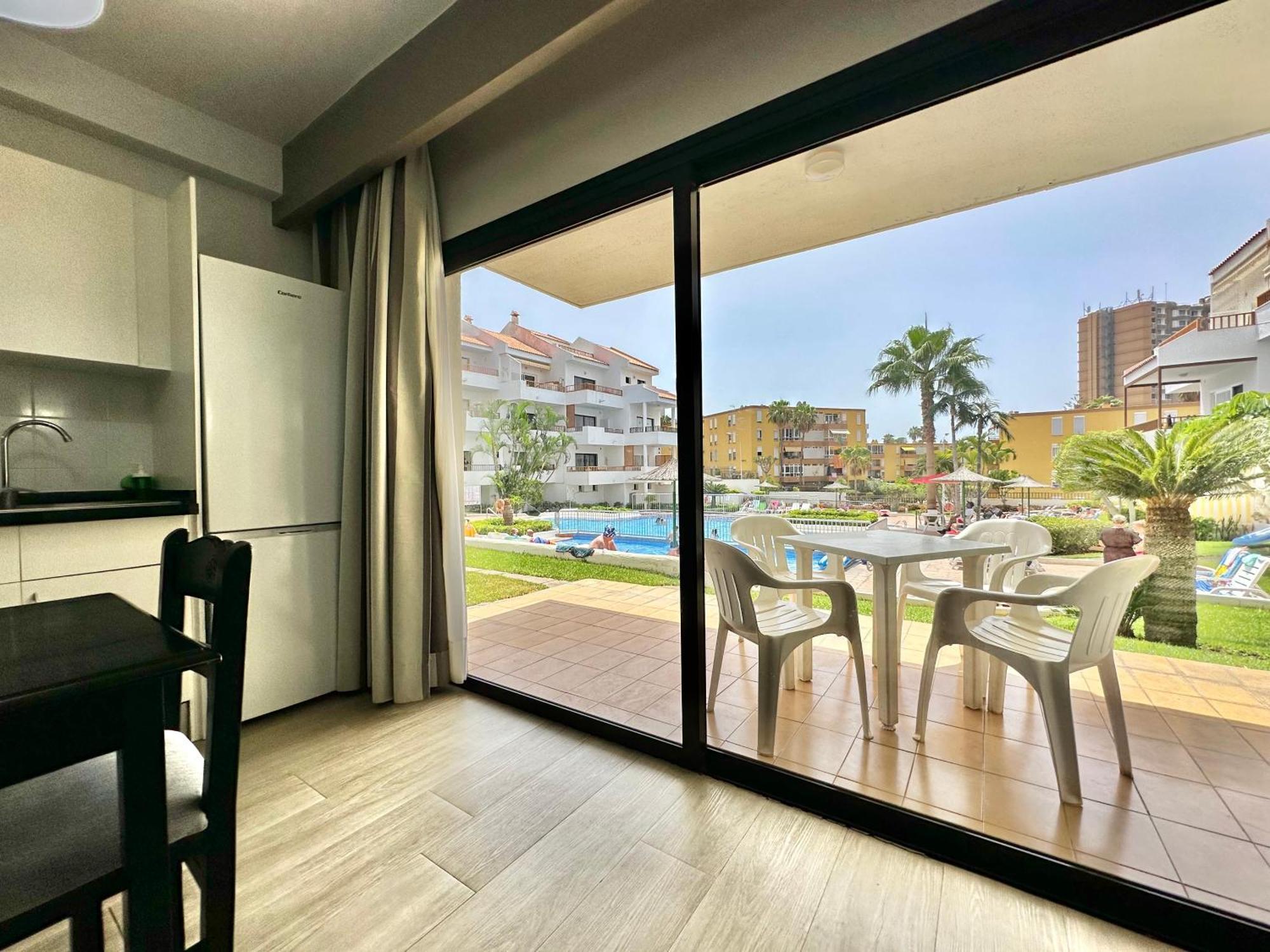 Pool Views Terrace Apartamento Los Cristianos  Exterior foto